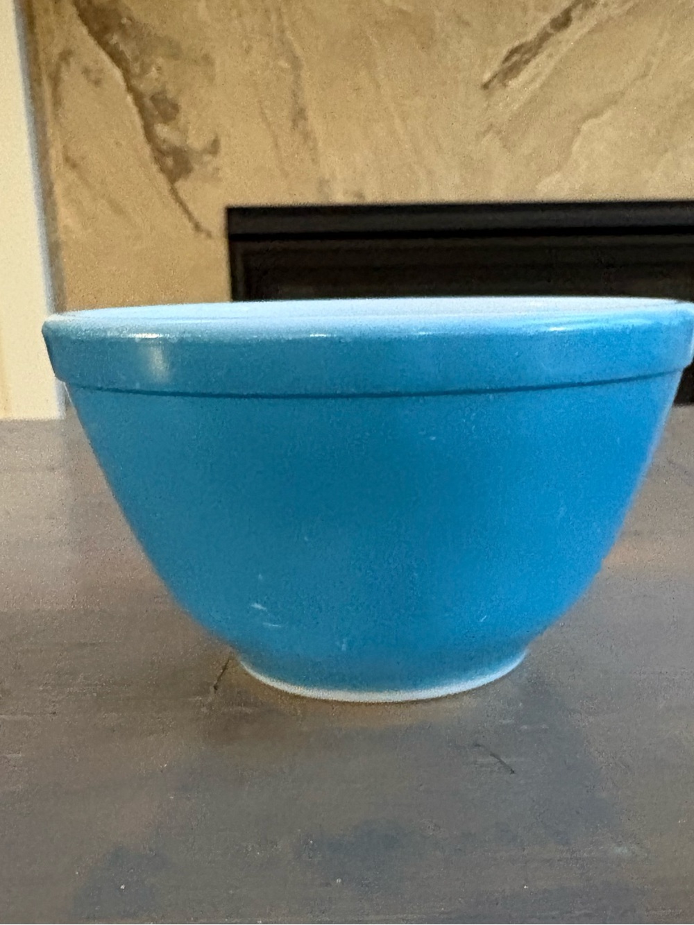 vintage Pyrex blue mixing bowl #401 1.5 pint
